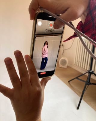 👗JSME ZPĚT!👚 Po delší odmlce jsme zpět! Odmlka byla ale pouze u nás na sítích. 🌐 V zákulisí se pilně pracovalo a tvořilo....